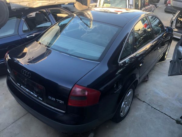 Audi A6 C5 1997/2004 - 2.5 TDI 5 porte - immagine 2